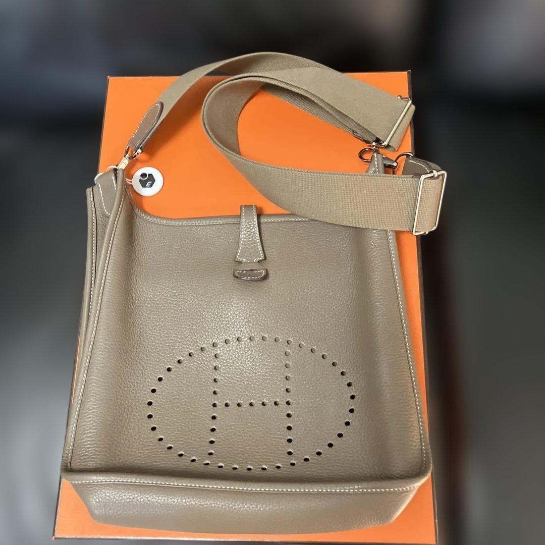 りす　エルメス　エブリン　3P M 美品　あんしん鑑定合格品　エトゥープ