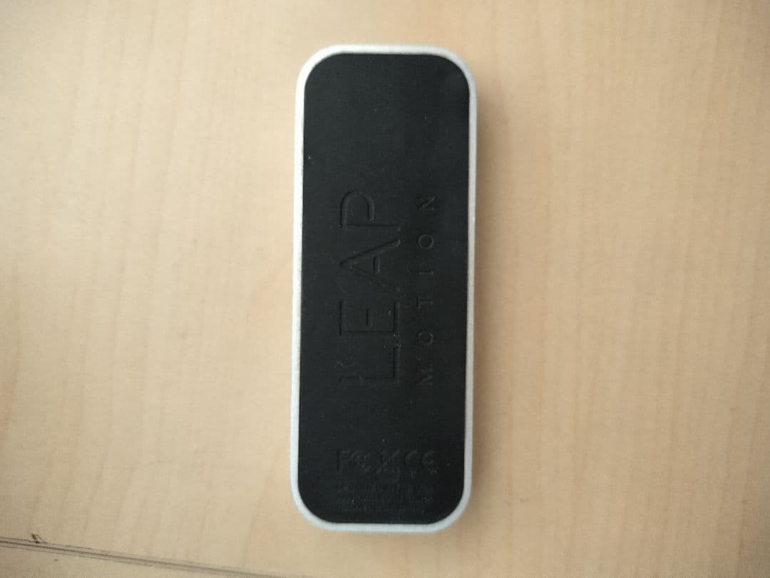 m*a様 Leap Motion 小型モーションコントローラー ネックマウンタ