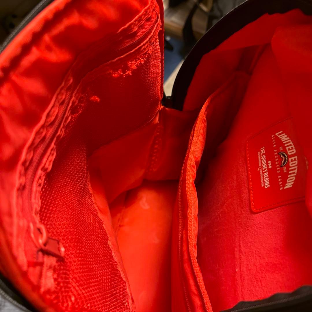 SPRAYGROUND サメデザイン バックパック