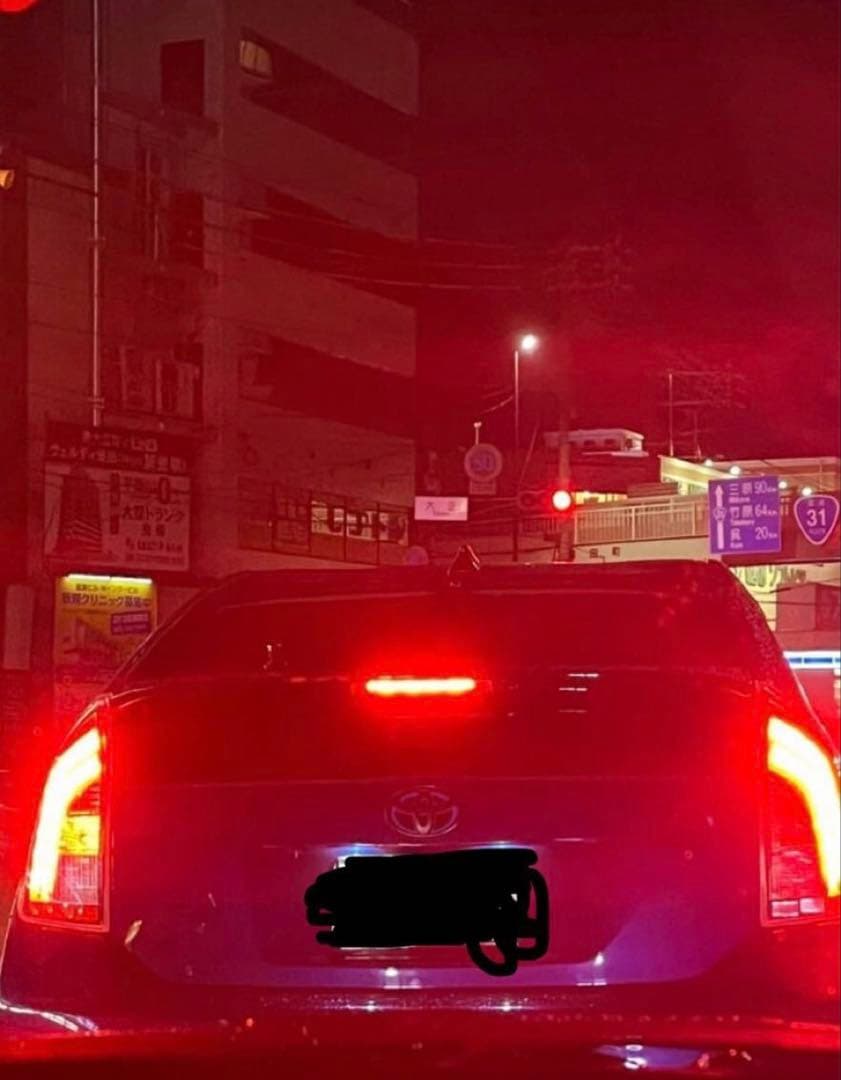 プリウス30系　前期後期　テールランプ　usルック　G's風　ブレーキ全灯化