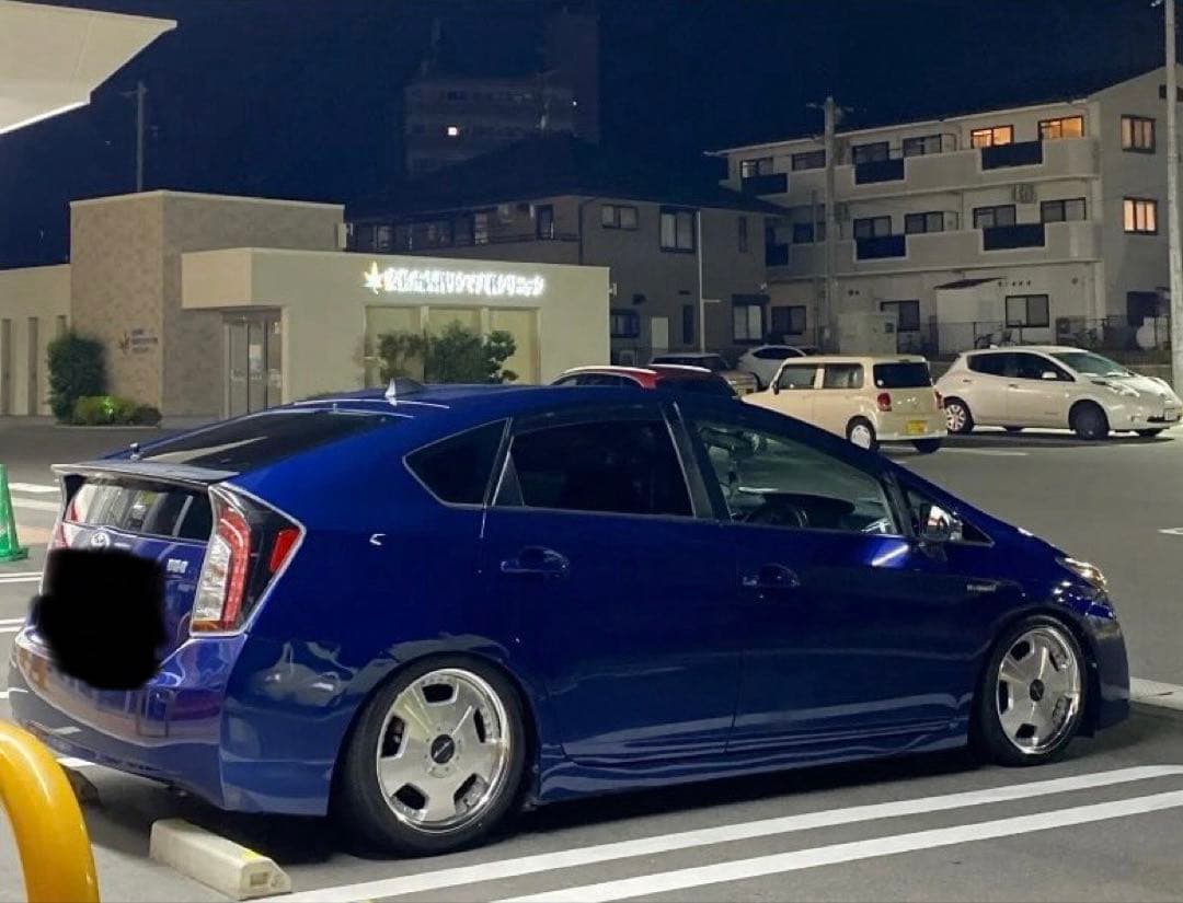 プリウス30系　前期後期　テールランプ　usルック　G's風　ブレーキ全灯化