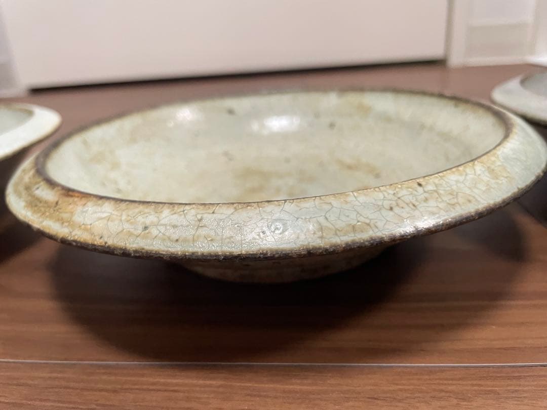 小林徹也さん　石皿