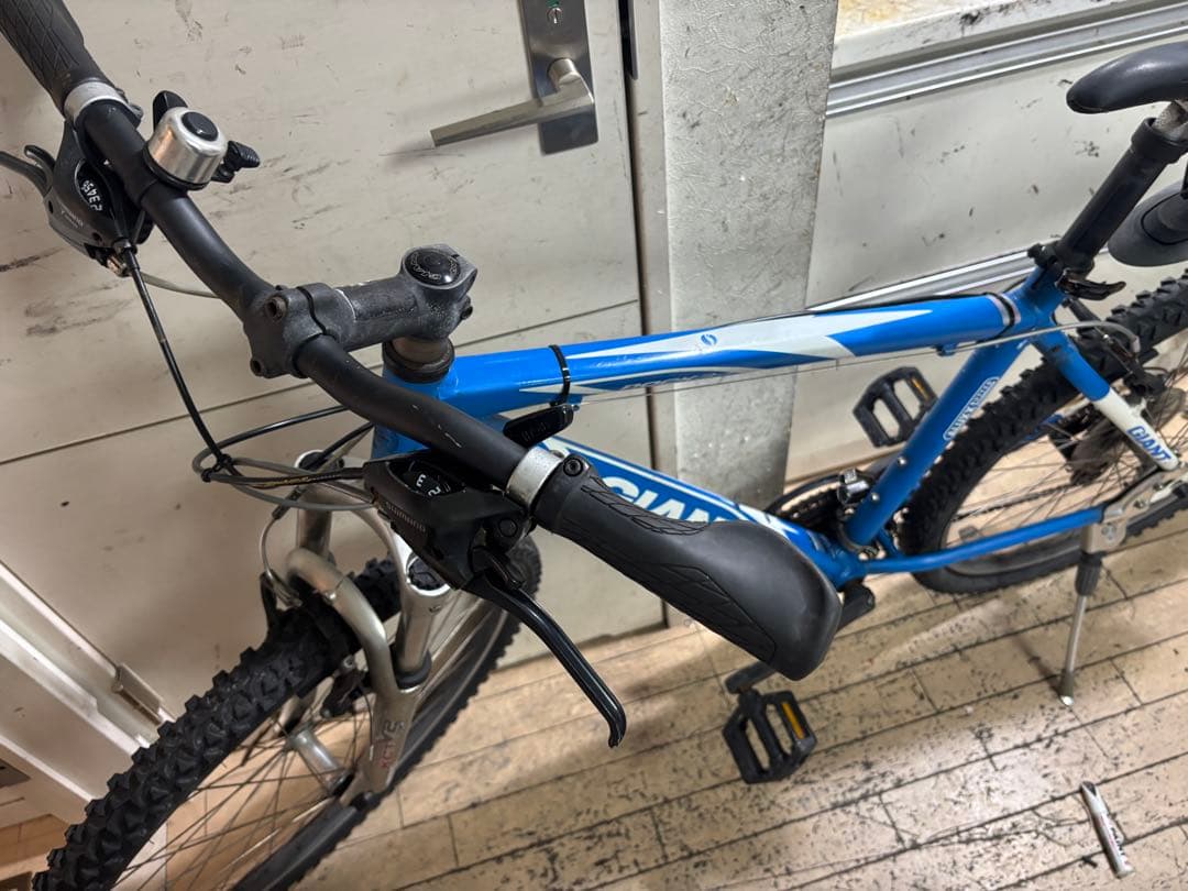 GIANT ROCK 3 ジャイアント　マウンテンバイク 青