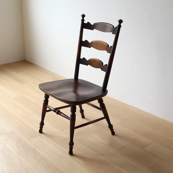 アンティーク 飛騨産業ウィンザーチェア ブナ材 キツツキ 無垢材②