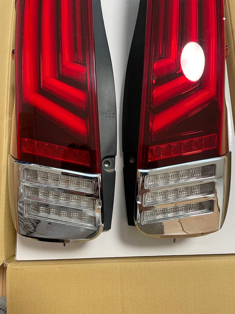 ノア　ヴォクシー　TOM'S トムス　テール