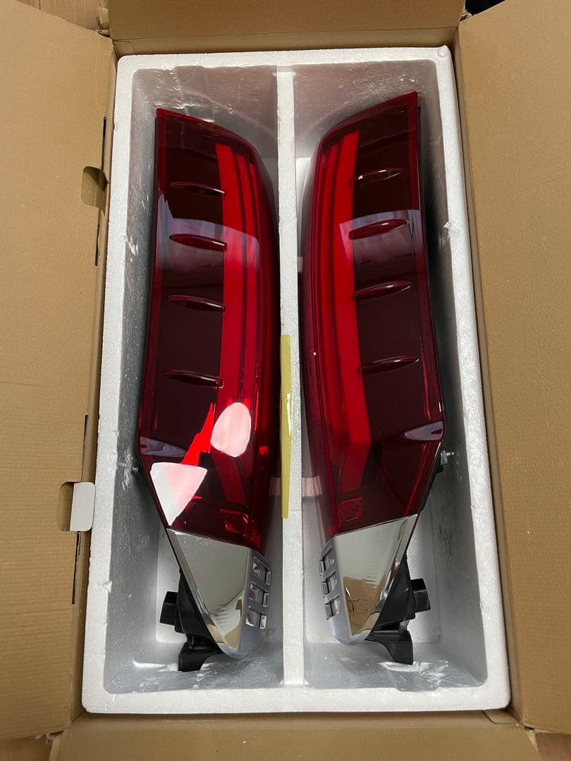 ノア　ヴォクシー　TOM'S トムス　テール