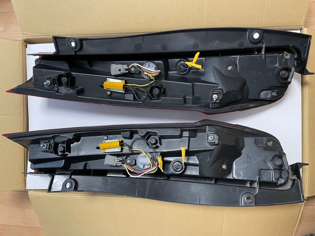 ノア　ヴォクシー　TOM'S トムス　テール