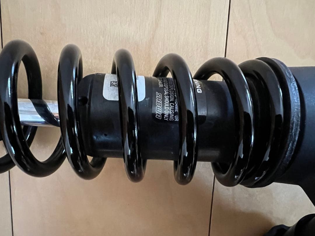 ★レモベル 値下げ）ハーレー FLHXSE 純正サスペンション