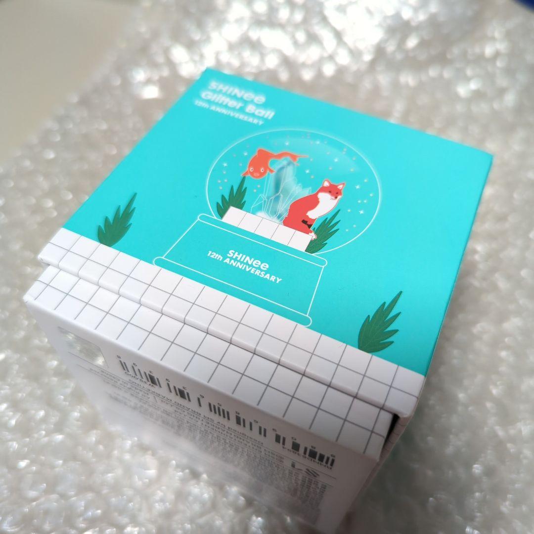 SHINee　デビュー12周年記念グッズ　グリッターボール　スノードーム