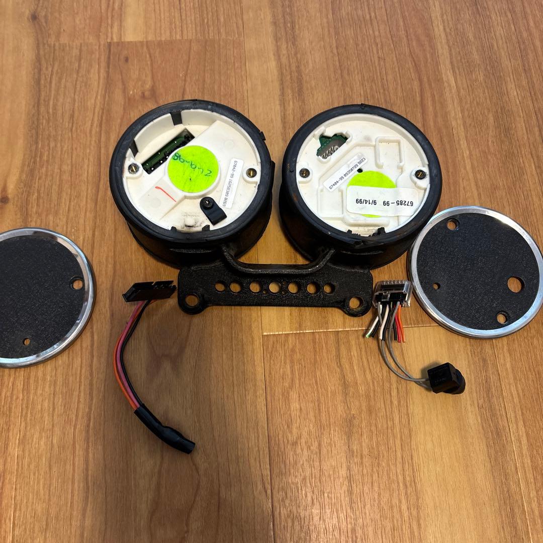 xlh883/1200 スポーツスター 純正スピードメーター　タコメーター