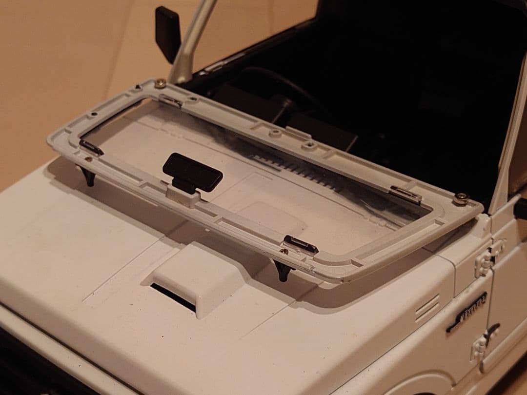 WPL C74-1 スズキ ジムニー JA11C スペリアホワイト仕様