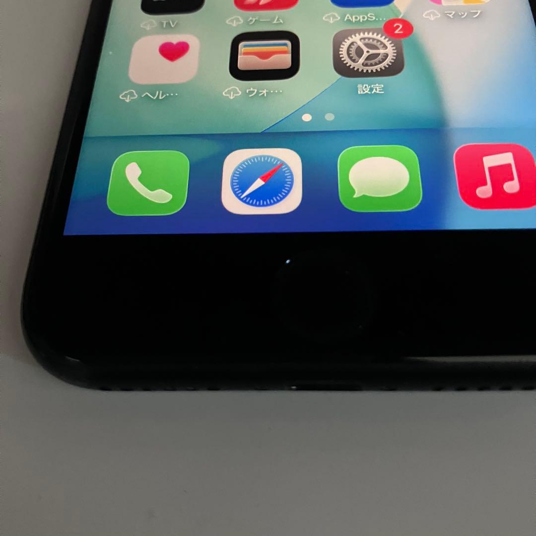 バッテリー新品iPhoneSE第3世代　64GB SIMフリー