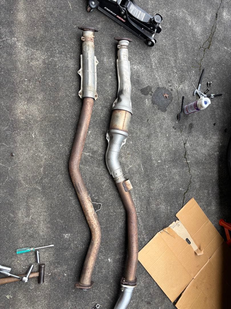 レヴォーグvm型　フロントストレートパイプ　レガシィBR9流用