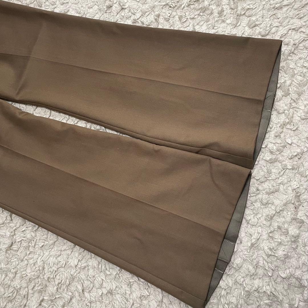 マメクロゴウチ ハイウエストバックフリンジフレアパンツ