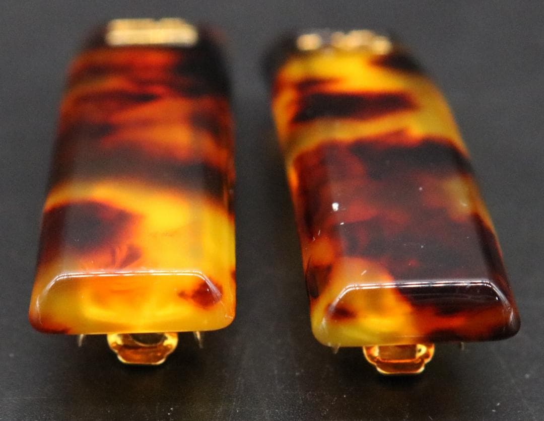 〇 FENDI フェンディ べっこう柄 ヘアピン バレッタ 髪留め 2個セット