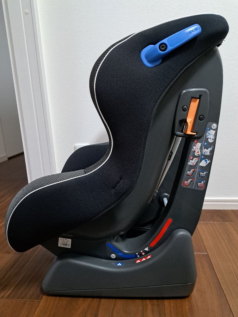 きなこ様☆Combi　WEGOサイドブロテクションLH チャイルドシート コンビ