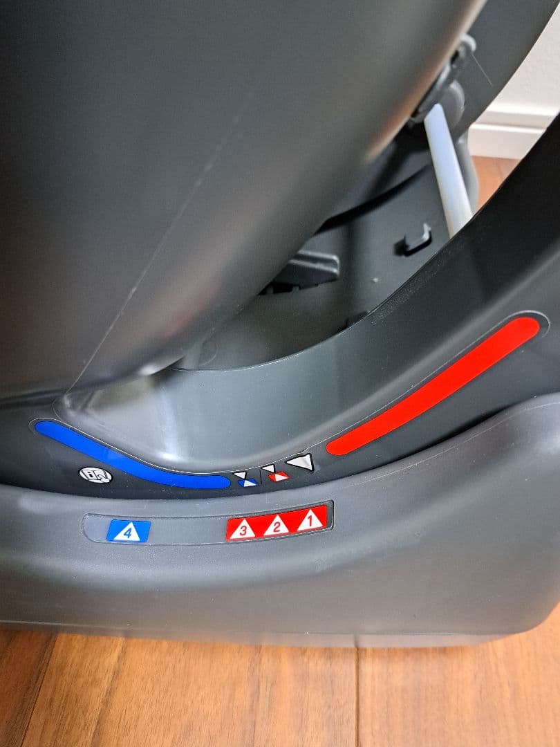 きなこ様☆Combi　WEGOサイドブロテクションLH チャイルドシート コンビ