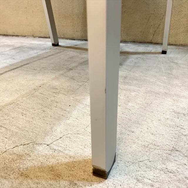 えっちゃん様　カッシーナイクスシーのブーメランチェア（グレー）