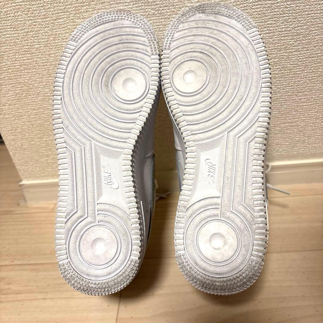 ナイキ　NIKE エアフォース1 '07 ESS low シルバー