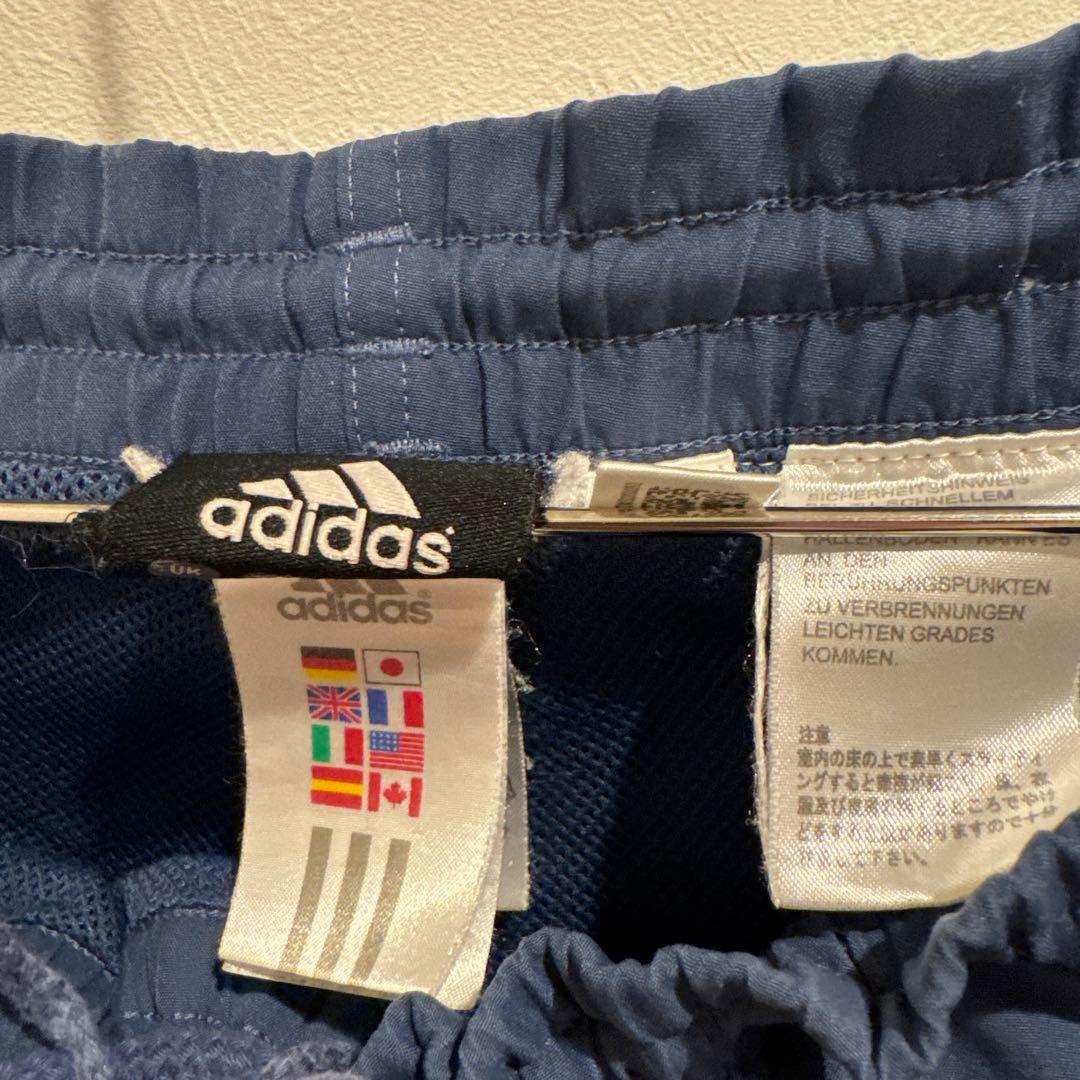 サッカー　スペイン代表　ジャージ　セットアップ