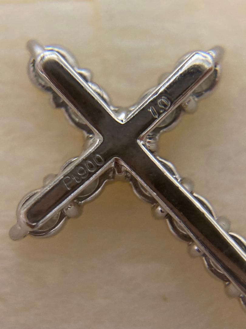澪*様 pt900 ダイヤモンド　ネックレストップ　クロス