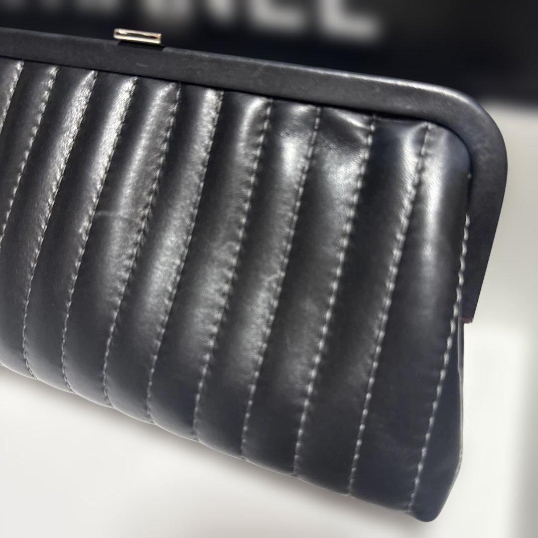 CHANEL ラムスキン マドモアゼル クラッチバッグ　美品