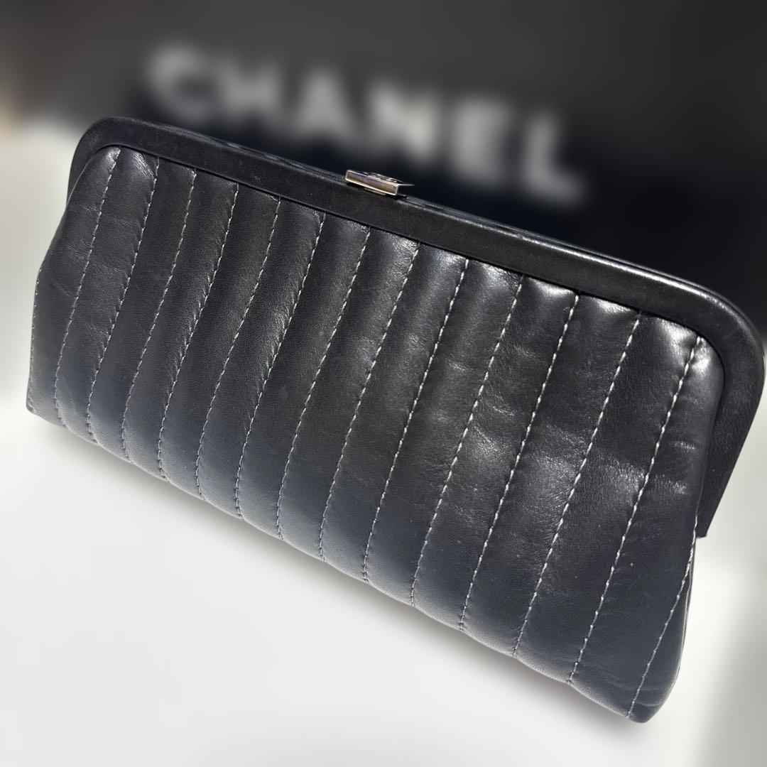 CHANEL ラムスキン マドモアゼル クラッチバッグ　美品