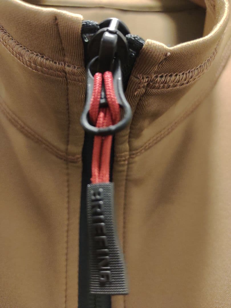 BRIEFING GOLF ブリーフィング　ジップベスト 3Dロゴ 極美品