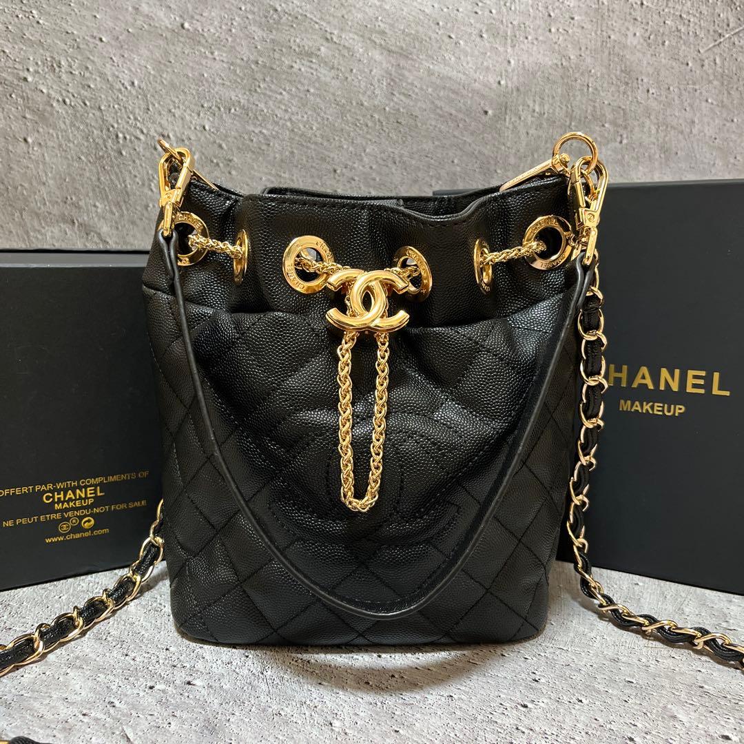 【新品未使用】シャネルブラック キルティング 巾着チェーンショルダーバッグ