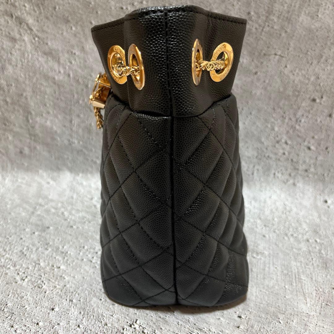 【新品未使用】シャネルブラック キルティング 巾着チェーンショルダーバッグ