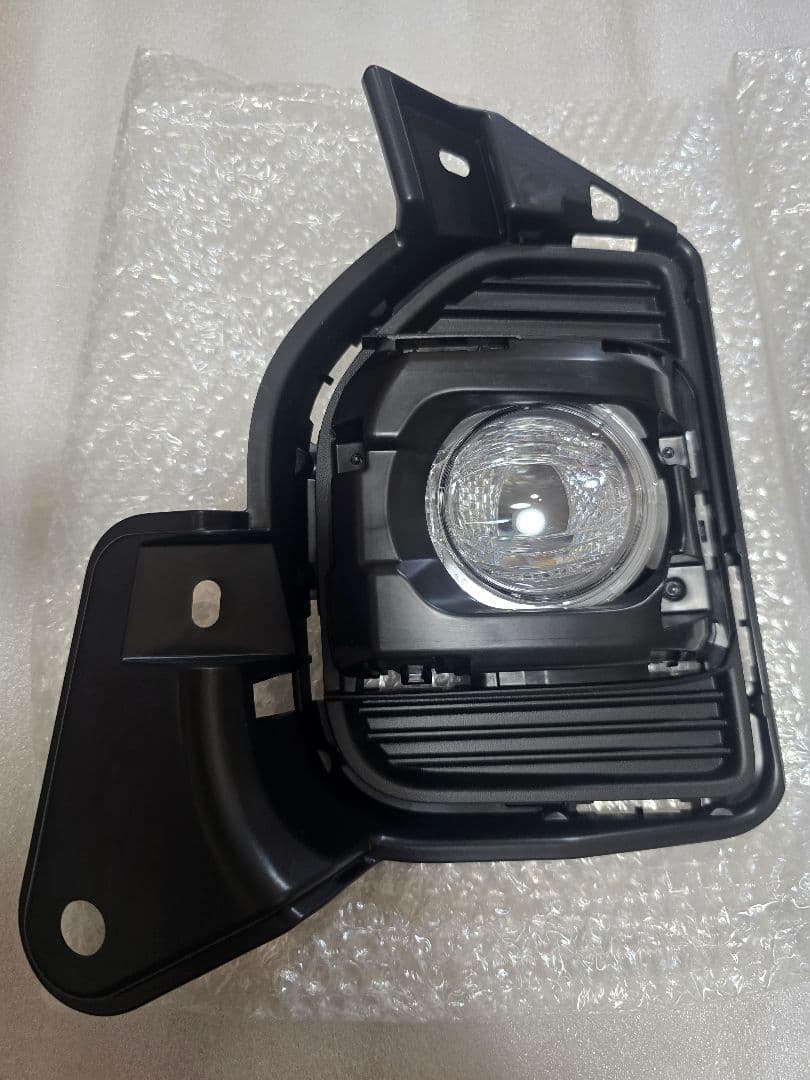 トヨタ フォグランプ 2個セット ハイエース 200系