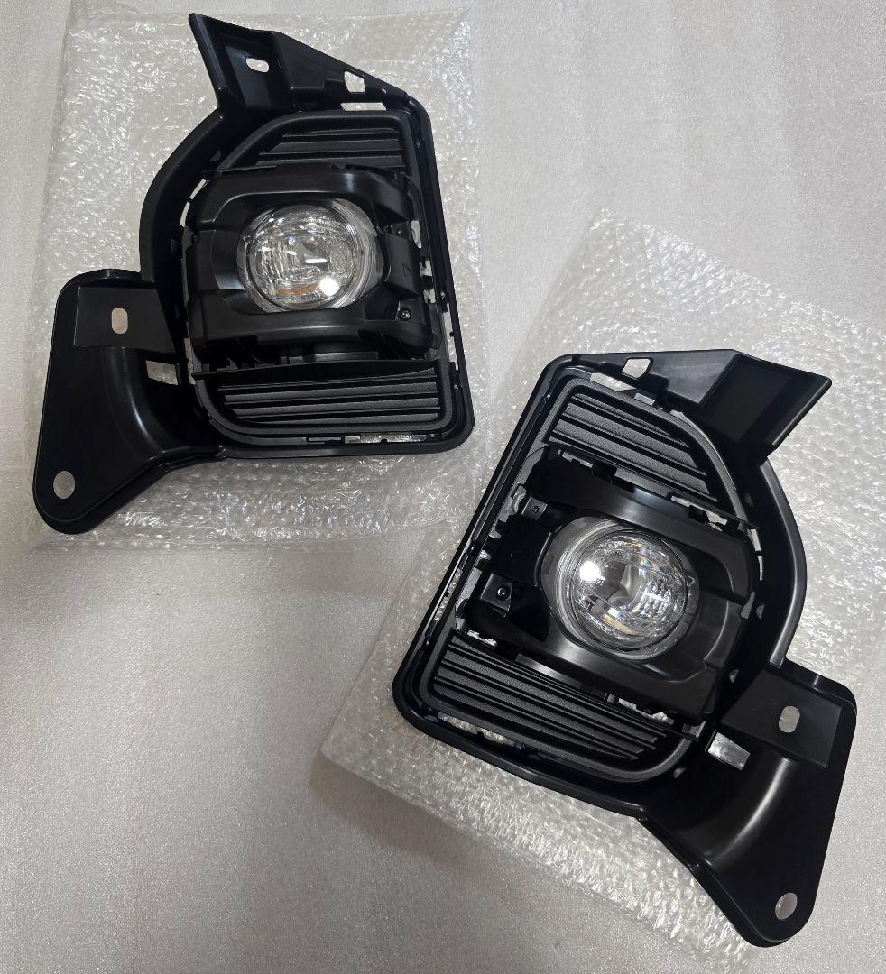 トヨタ フォグランプ 2個セット ハイエース 200系