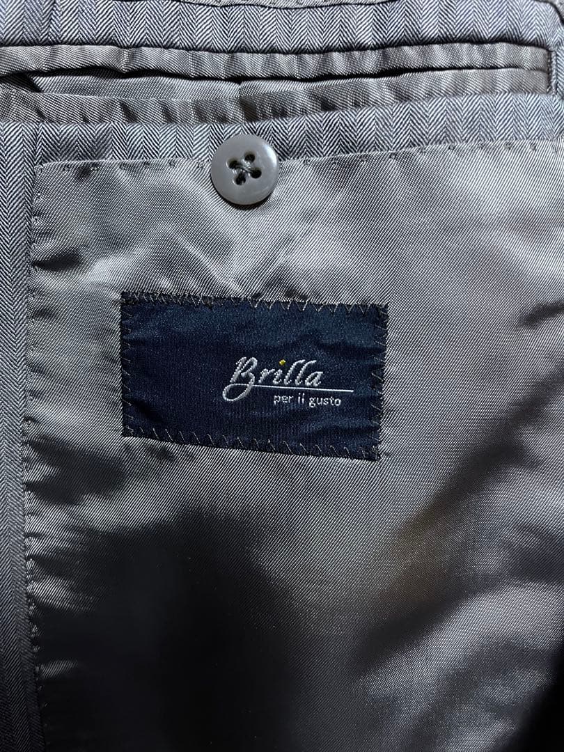 Brilla per il gusto スーツ　シャドーストライプ　ベージュ