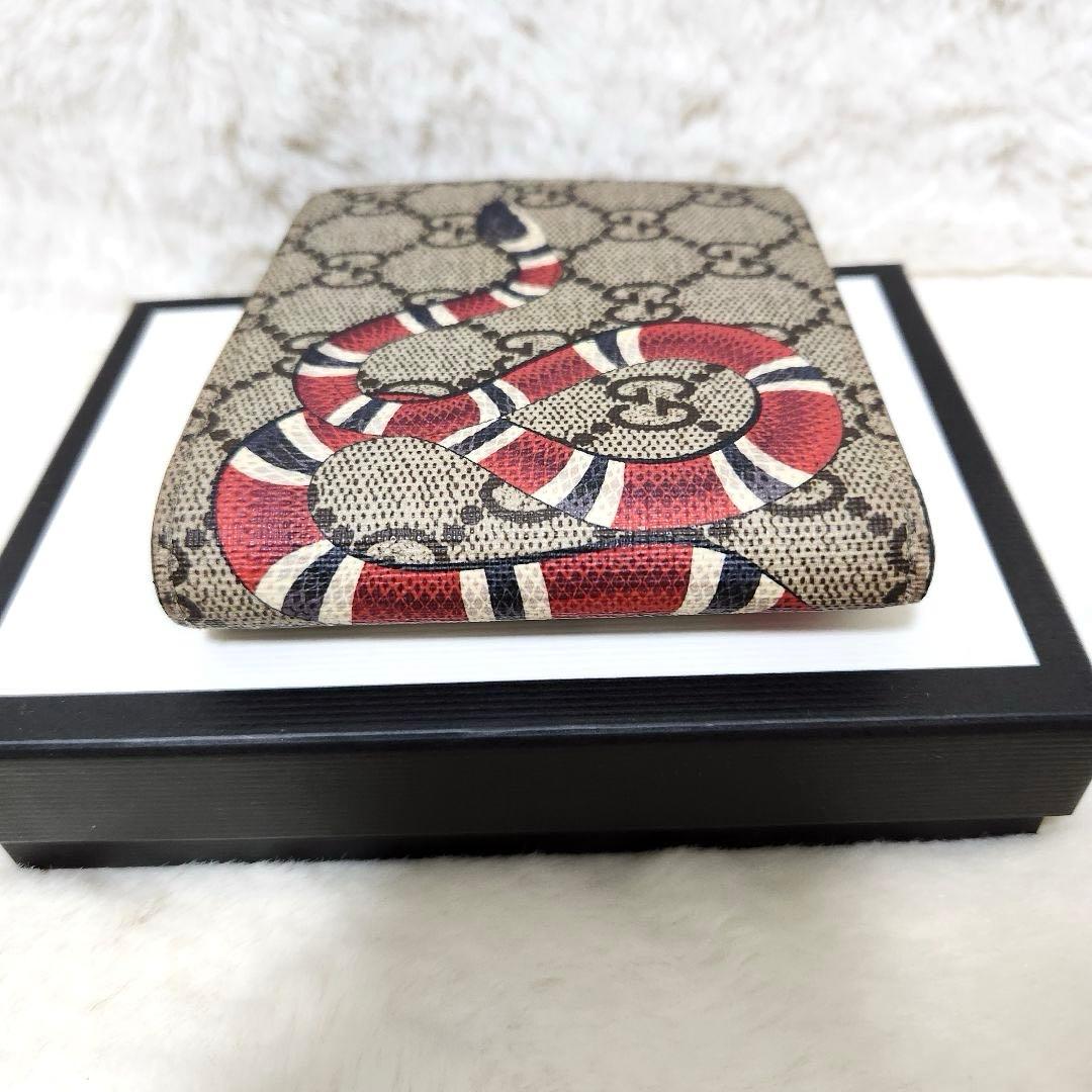 ✨極美品✨グッチ　二つ折り　小銭入れ　スネーク　アニマリエ　レザー　PVC