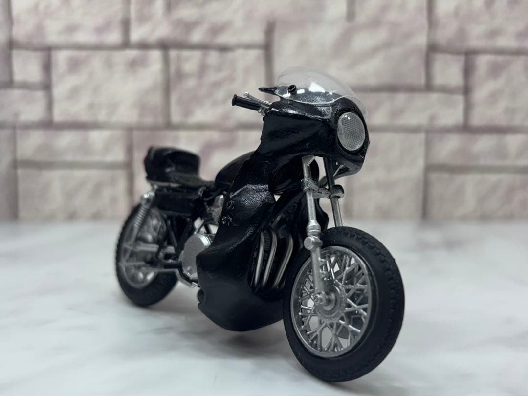 1/24ミニカー　MADMAX トゥーカッター　バイク　Z750RS Z2仕様