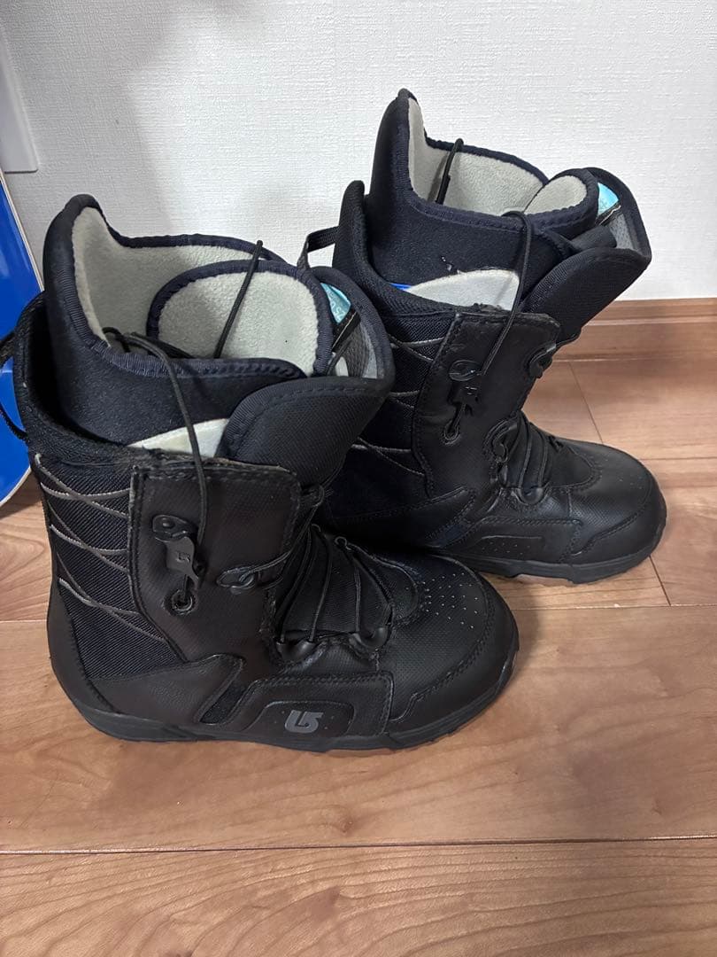 一度のみ使用の美品　全てバートン　Burtonスノーボード2点セット