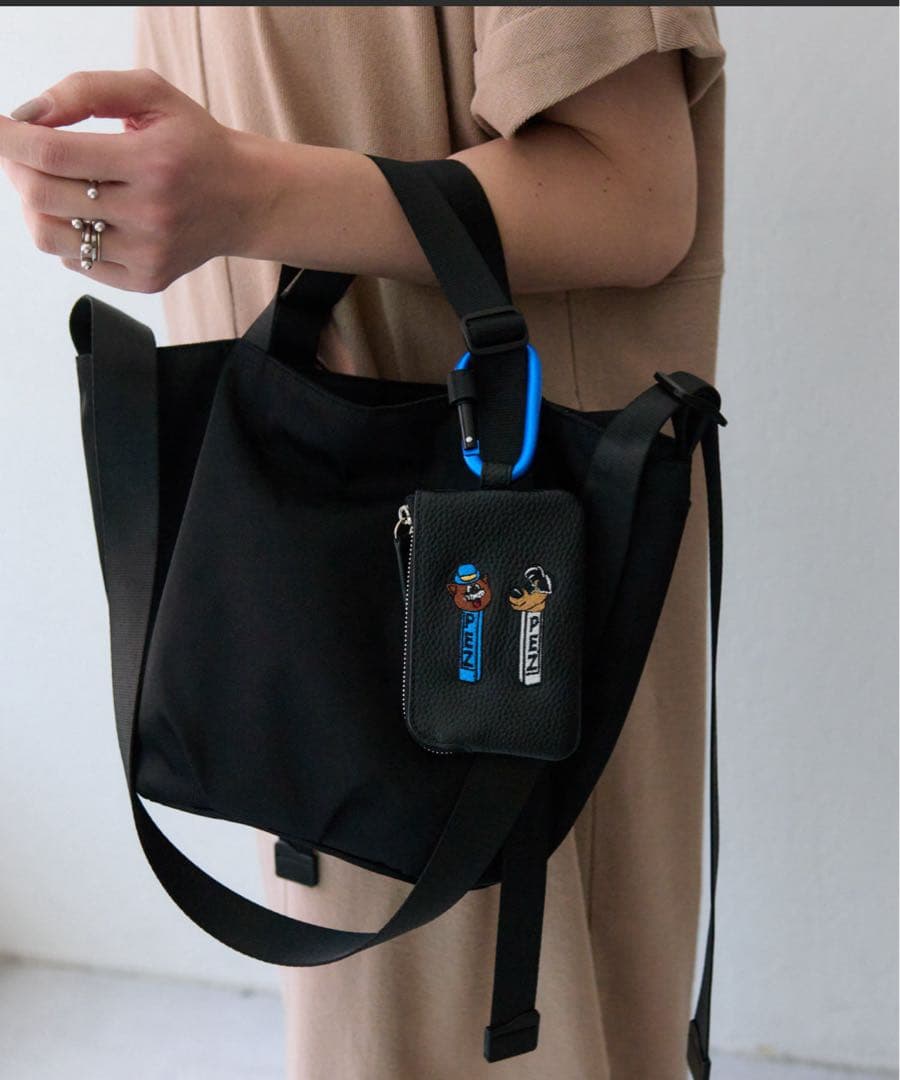 PEZ(ペッツ) ×ear】《牛革》カラビナ付きパス＆キーケース　新品未使用