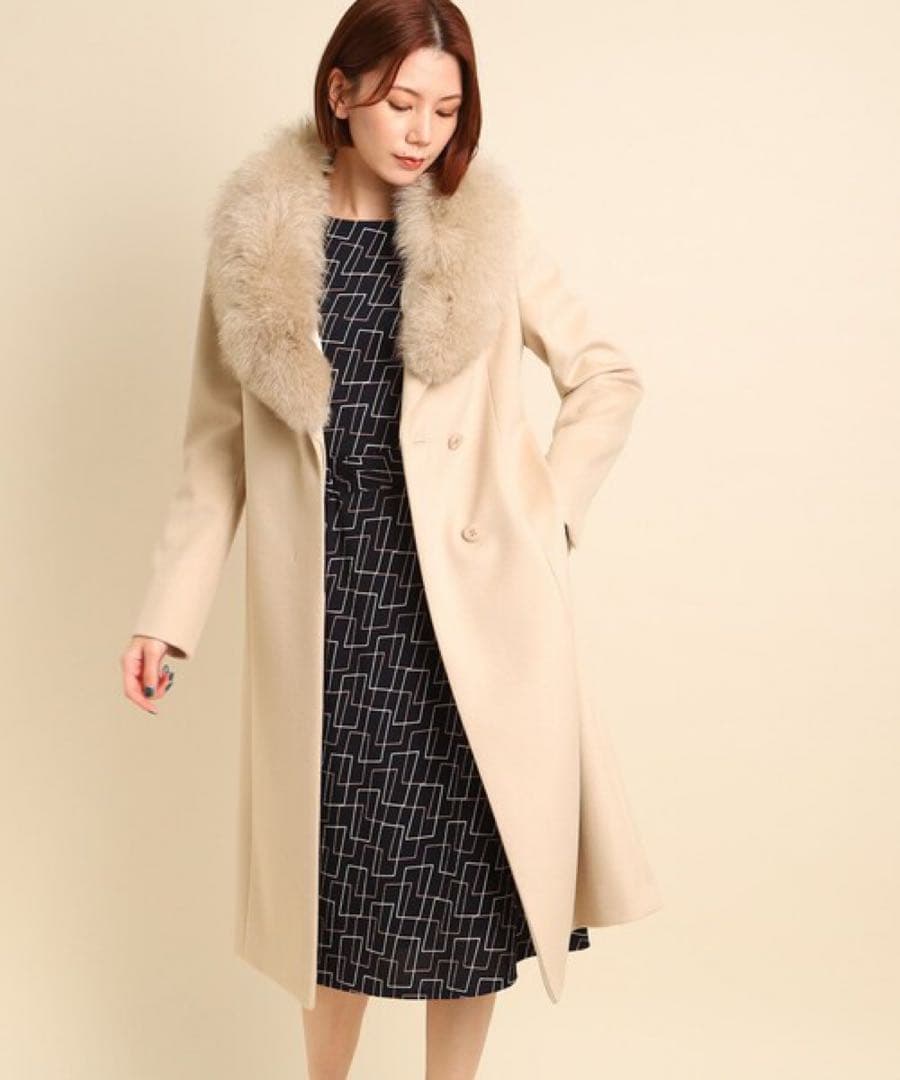 COUP DE CHANCEクードシャンス　フォックスファー付きチェスターコート