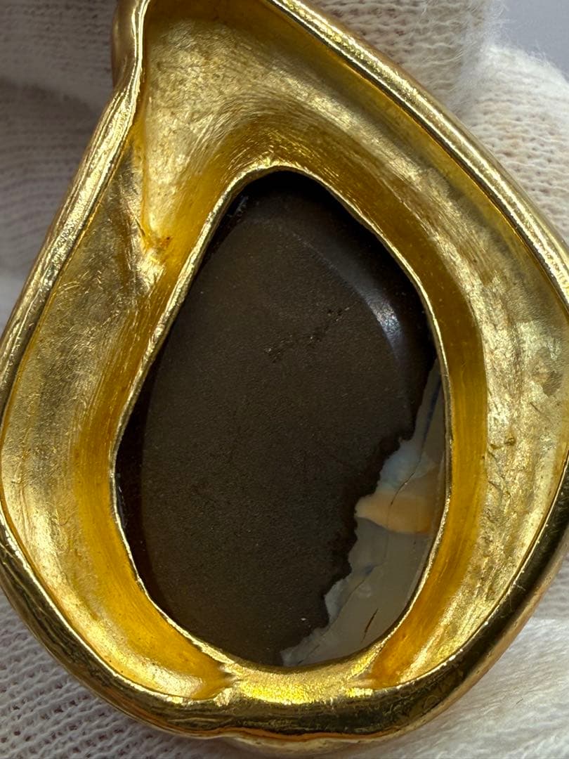 一点物　K18 大粒オパール ペンダントトップ　岩石付き