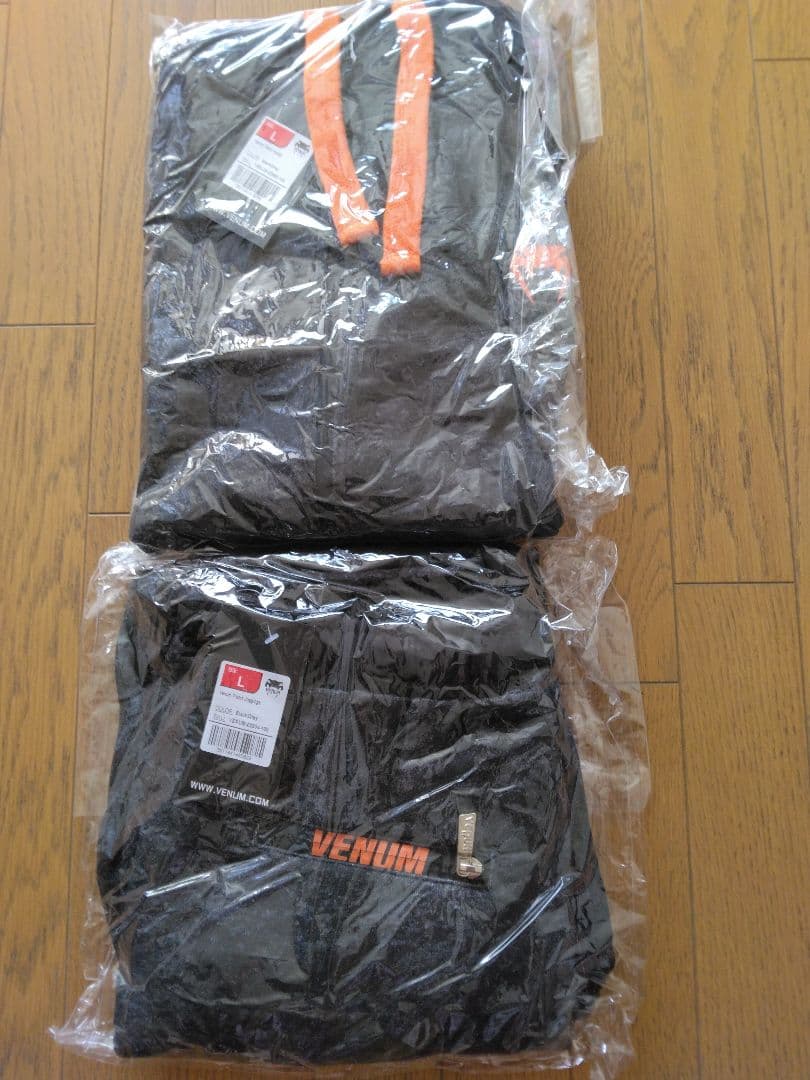 ベナムトレーニングウェア・トラモ上下Lサイズ