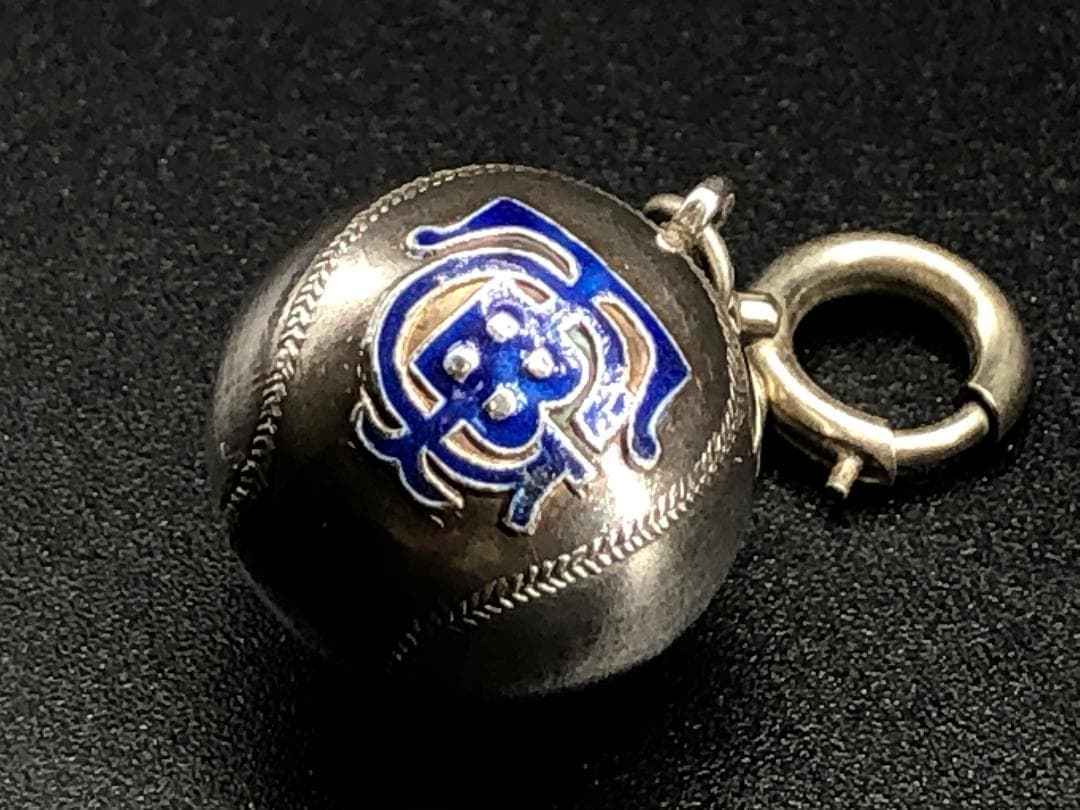 【 116年前のMLBキーホルダー 】 1909年　銀鍍金ボール型