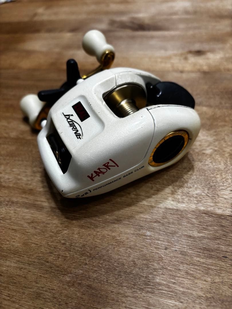 ズイール　イクシオーネ　カオリ