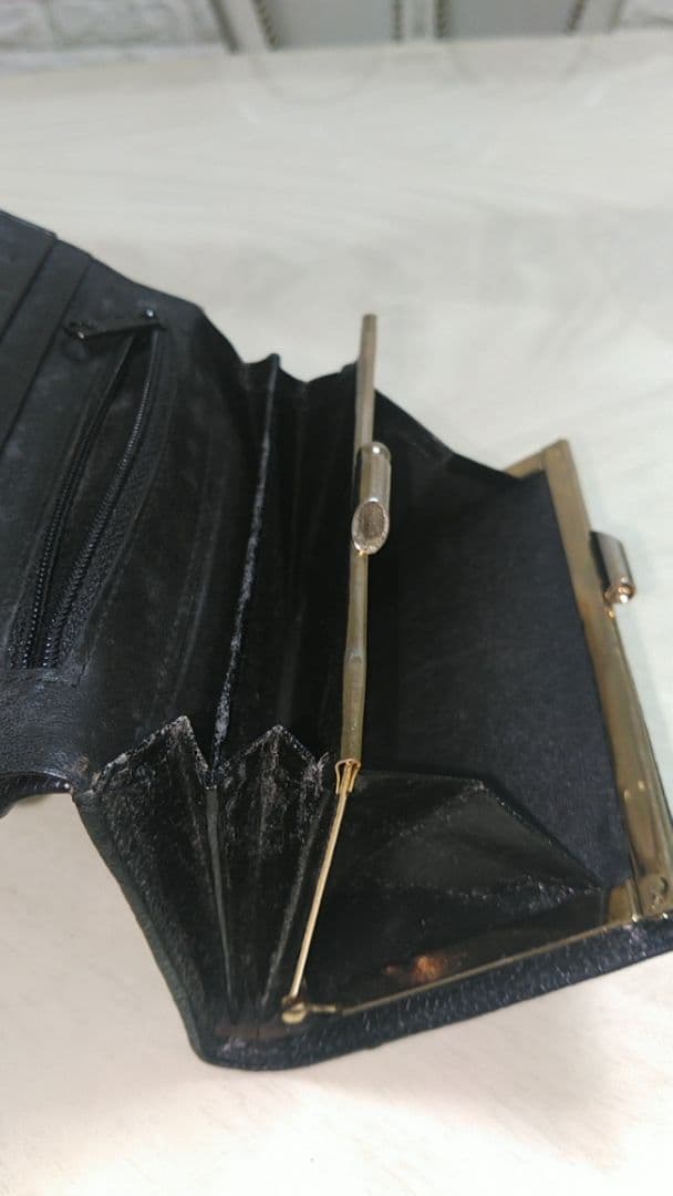 CHANEL ブラック レザー がま口財布