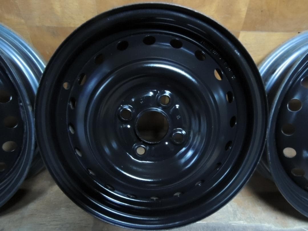 T776　14×4.5J　スチールホイール　4本　ハブ径 54mm　自家塗装