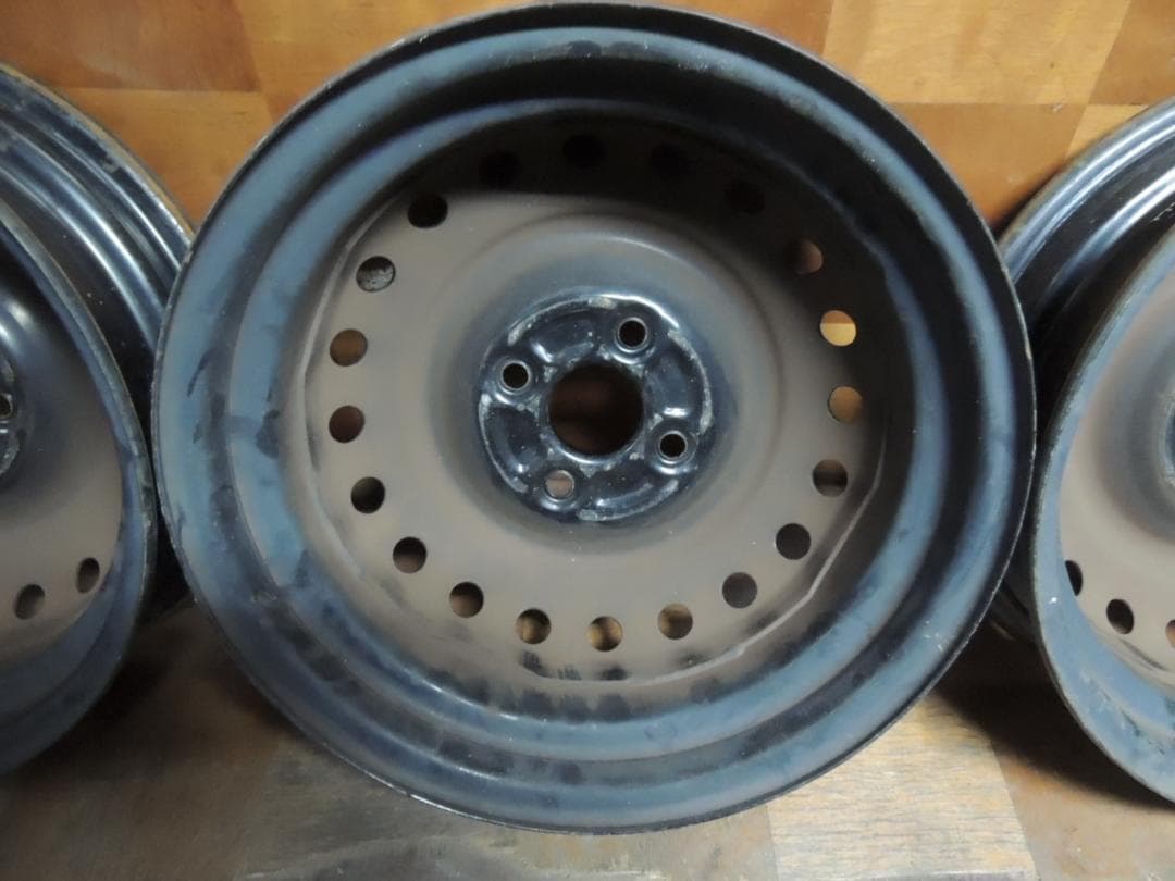T776　14×4.5J　スチールホイール　4本　ハブ径 54mm　自家塗装