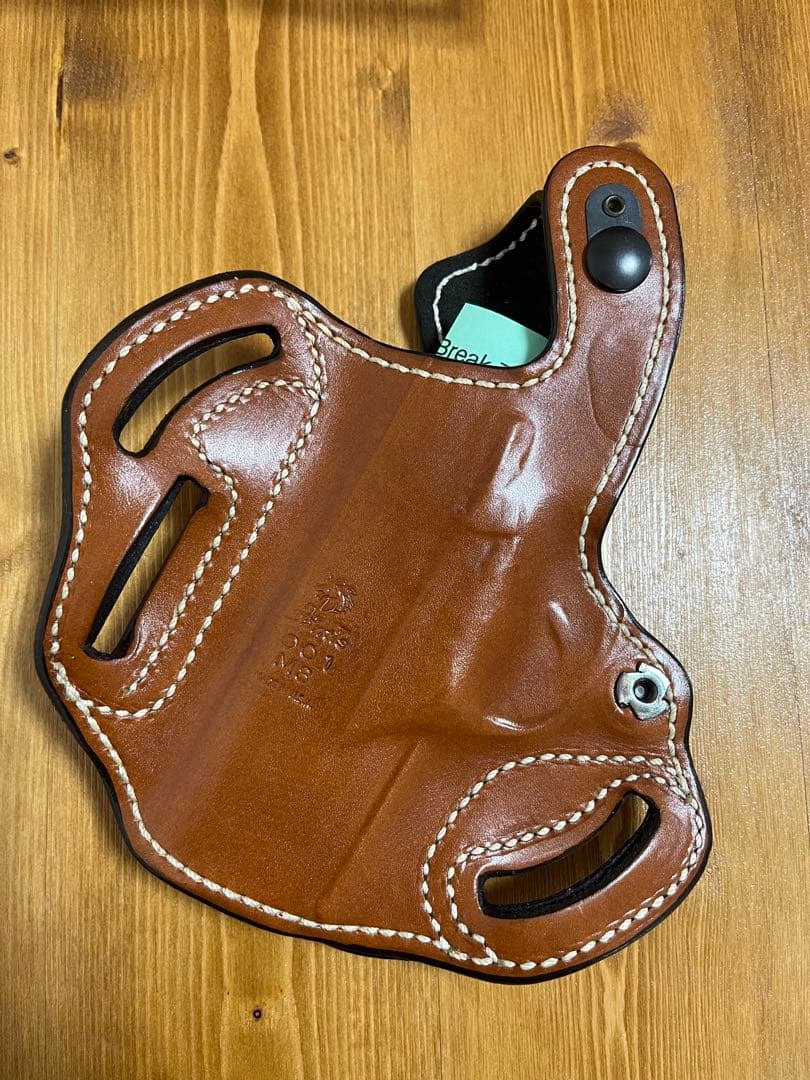 デサンティス ベレッタ PX4 サムブレイク ホルスター レザー