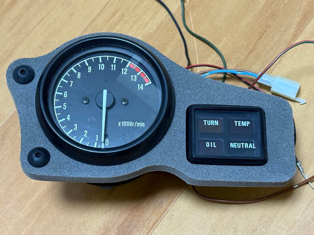 実働美品！TZM50 タコメーター インジケーター
