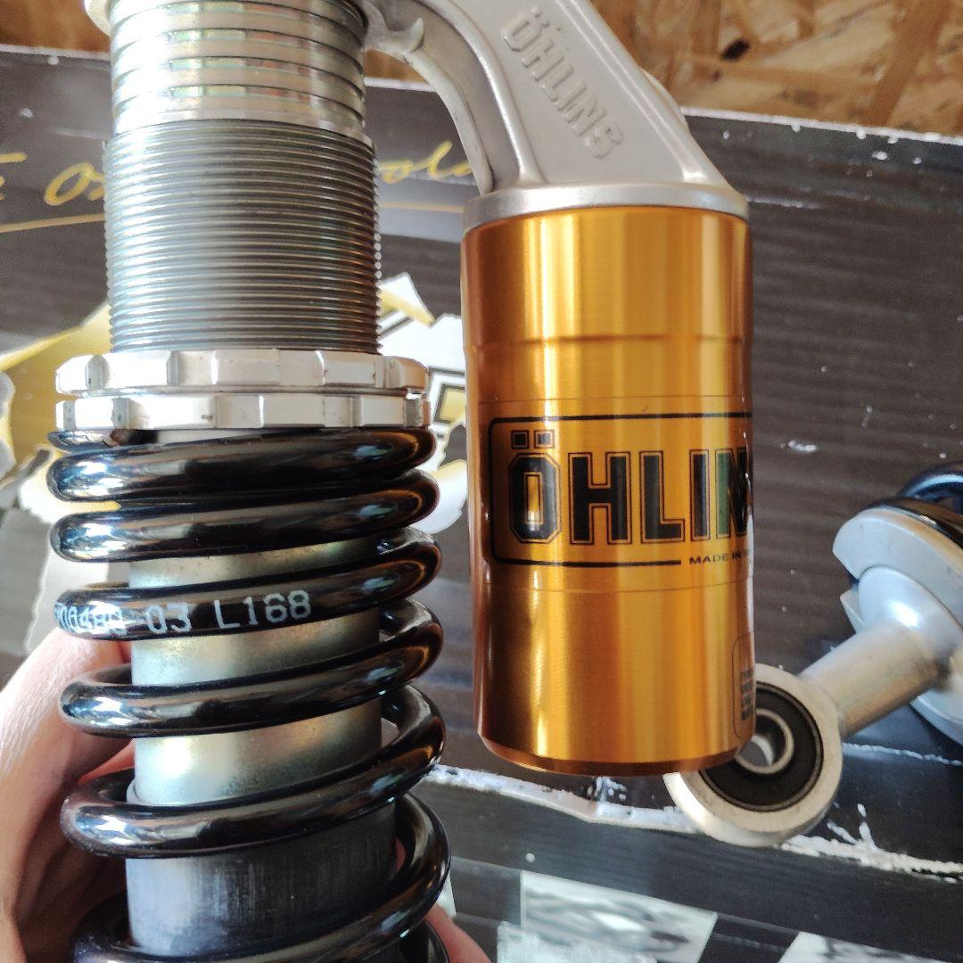 オーリンズ　リアショック