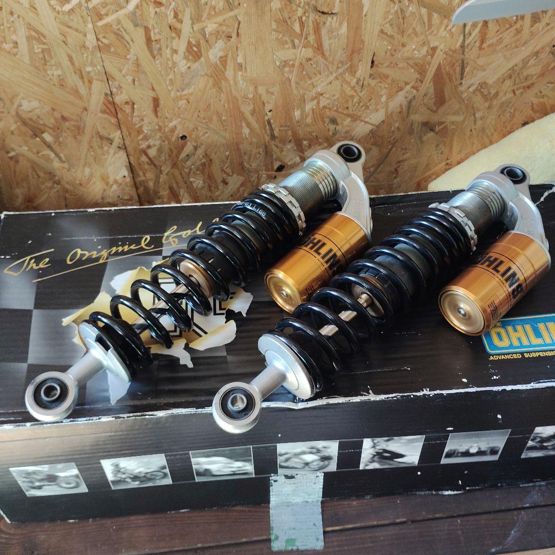 オーリンズ　リアショック