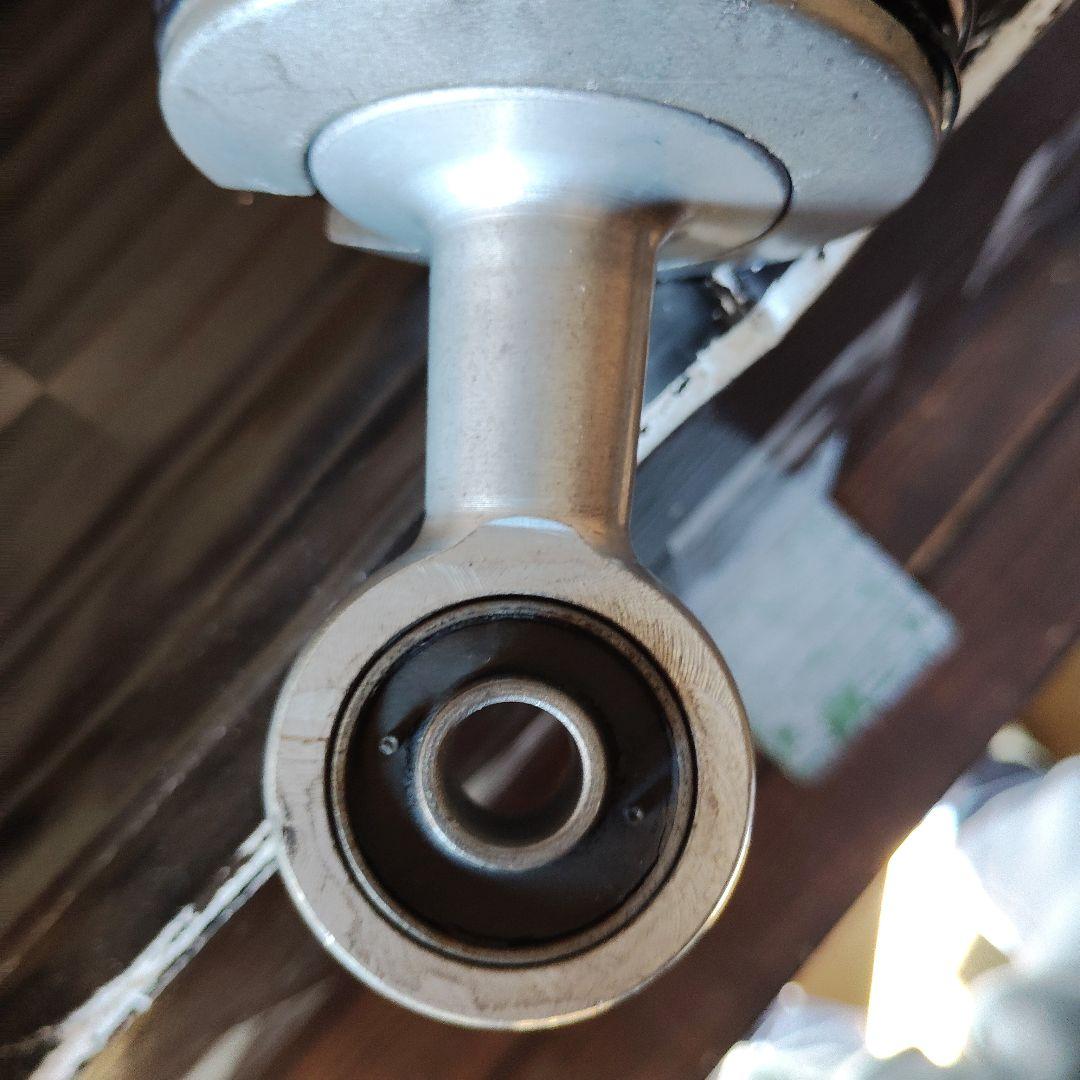 オーリンズ　リアショック